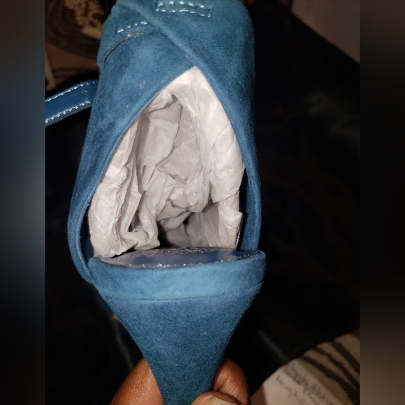 NWT Vince Camuto VC- Kalintie Suede Shoes - Picture 9 of 12